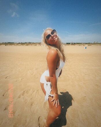 Full leaked Ashley anne private onlyfans photo