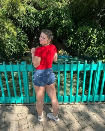 Ashleyyrobersonn