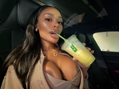 Full leaked Aubree rene  page private onlyfans photo