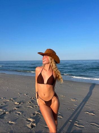 Full leaked Bombette martin page private onlyfans photo
