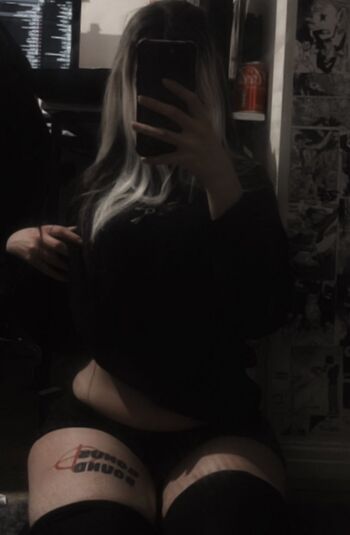 delusionalsh0ne