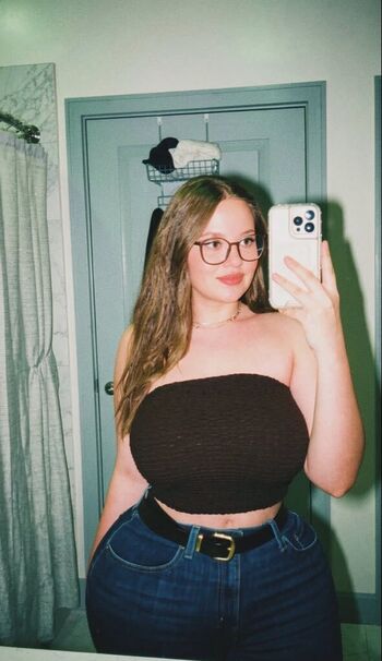 Full leaked Doolceluna private onlyfans photo