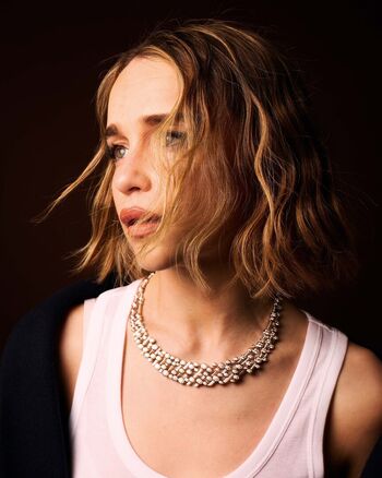 Full leaked Emilia clarke page private onlyfans photo