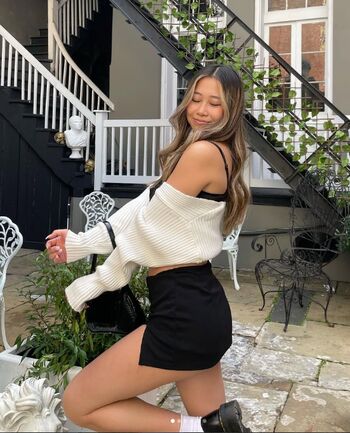 Full leaked Emilyllin private onlyfans photo