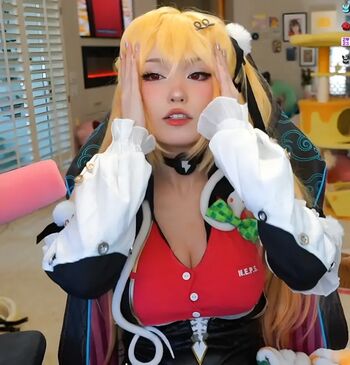 Full leaked Emiru private onlyfans photo