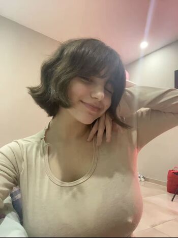 Full leaked Honeymoongirl private onlyfans photo