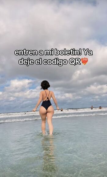 Full leaked Honeymoongirl private onlyfans photo