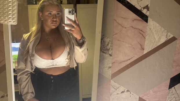 Full leaked Indigo private onlyfans photo