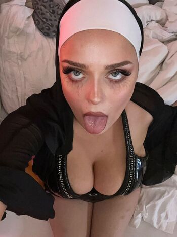 Full leaked Katharinarough private onlyfans photo