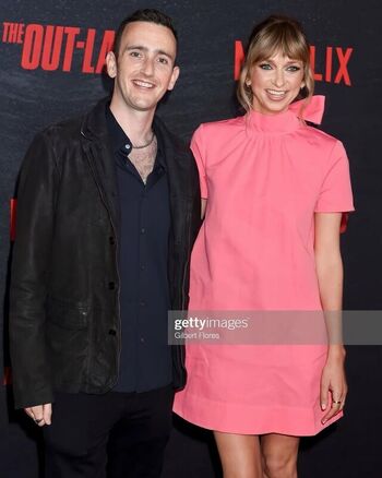 Full leaked Lauren lapkus private onlyfans photo