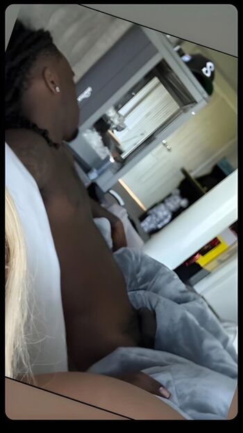 Full leaked Laylared private onlyfans photo