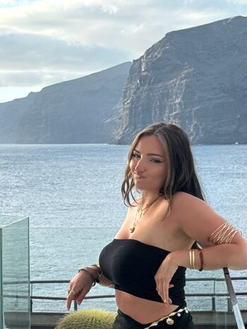 Full leaked Leila hussein private onlyfans photo