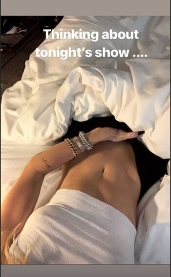 Full leaked Miley cyrus private onlyfans photo