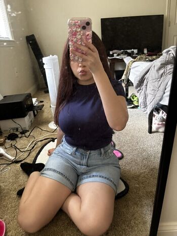 Full leaked Mommymilkersrose private onlyfans photo