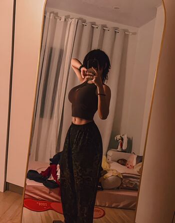 Full leaked R  page private onlyfans photo