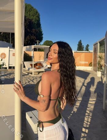 Full leaked Rossellaml page private onlyfans photo