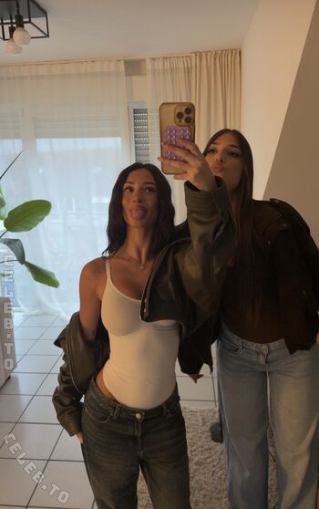Full leaked Rossellaml private onlyfans photo