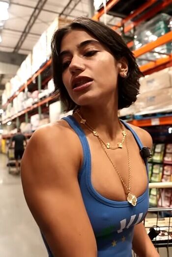 Full leaked Sara saffari private onlyfans photo