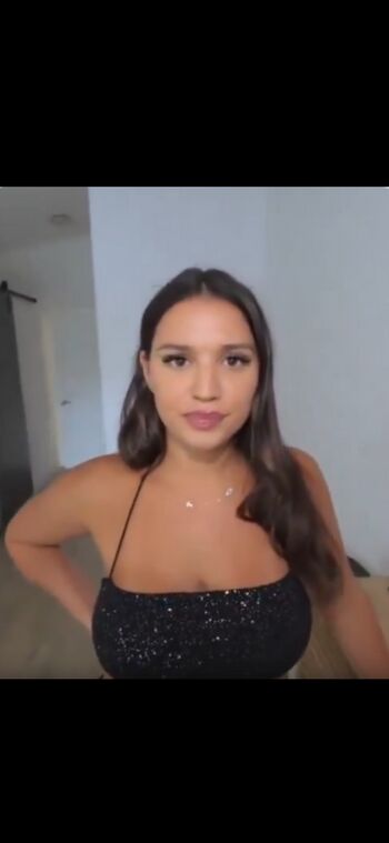 Full leaked Who is this private onlyfans photo