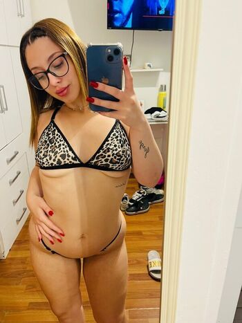 Full leaked Yaranavarro private onlyfans photo