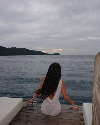Full leaked Zaira nara private onlyfans photo