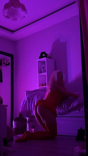 Full leaked Zeynepiksy private onlyfans photo