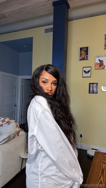 Full leaked Zoeysinnfree private onlyfans photo